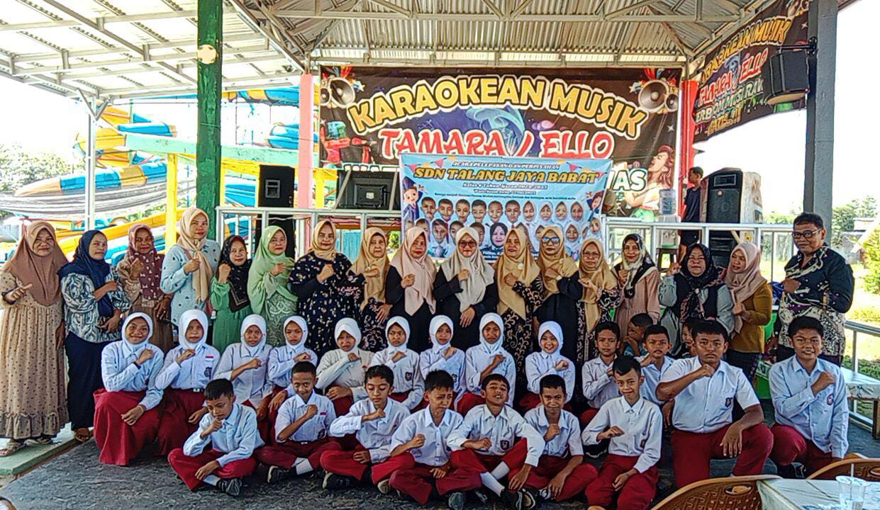 Seluruh Pelajar SDN TJB Lulus, Kepsek Minta Tingkatkan Prestasi