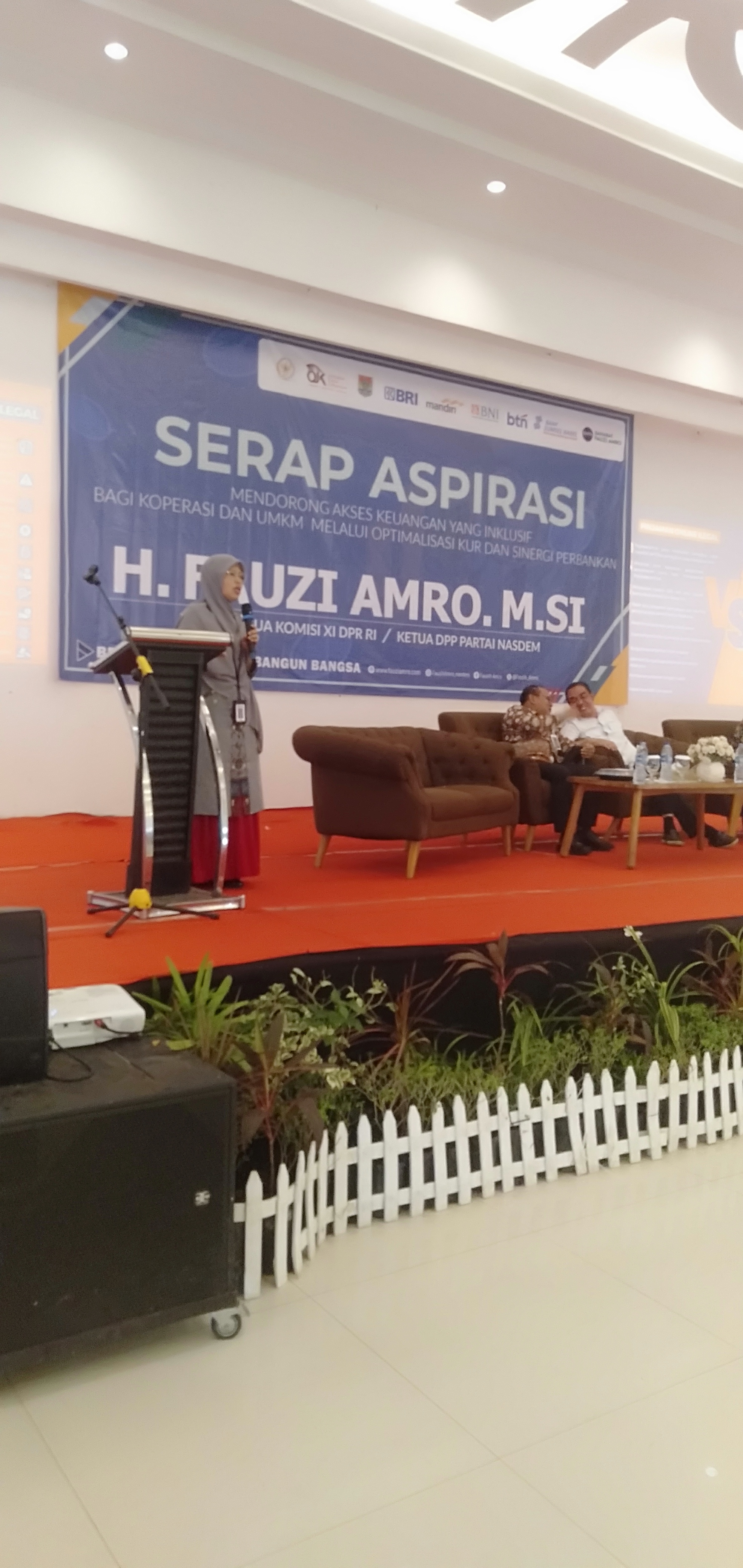 OJK Dorong Bank Permudah Kredit UMKM