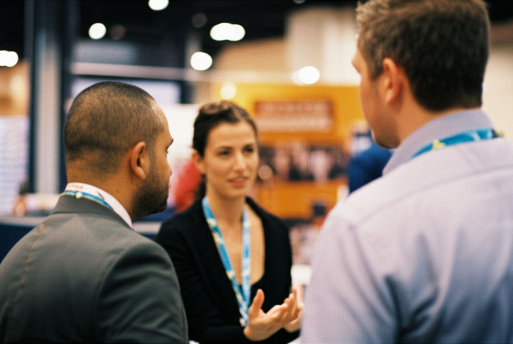 Master your next business expo! Get expert tips for an eye-catching booth setup to attract visitors, generate leads, and ensure event success.