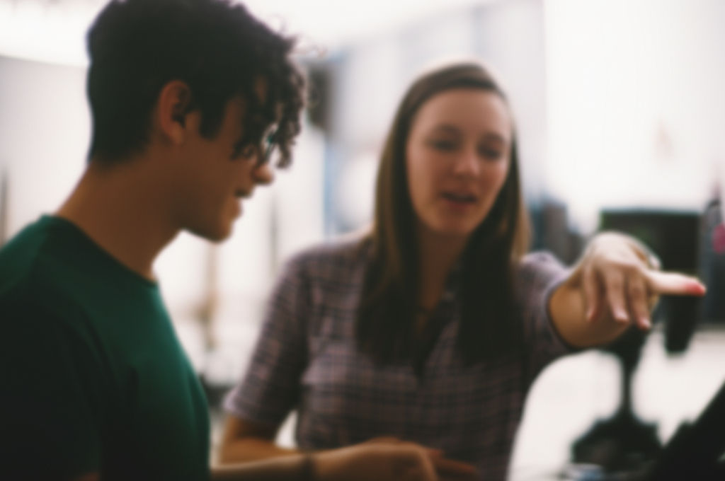 Break into entertainment! This guide shows how top internships provide real experience, networking & your niche in film, TV & more. Start your career!