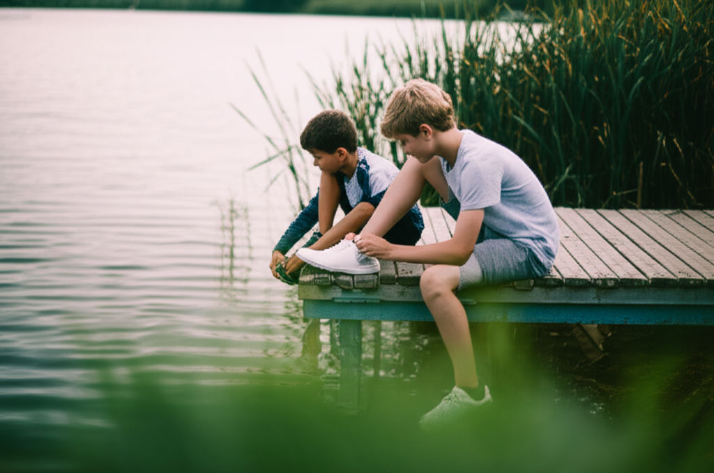 Discover Lake County's ultimate guide to active adventures! Explore diverse water sports, golf, trails, and more for all ages and interests in IL & FL.