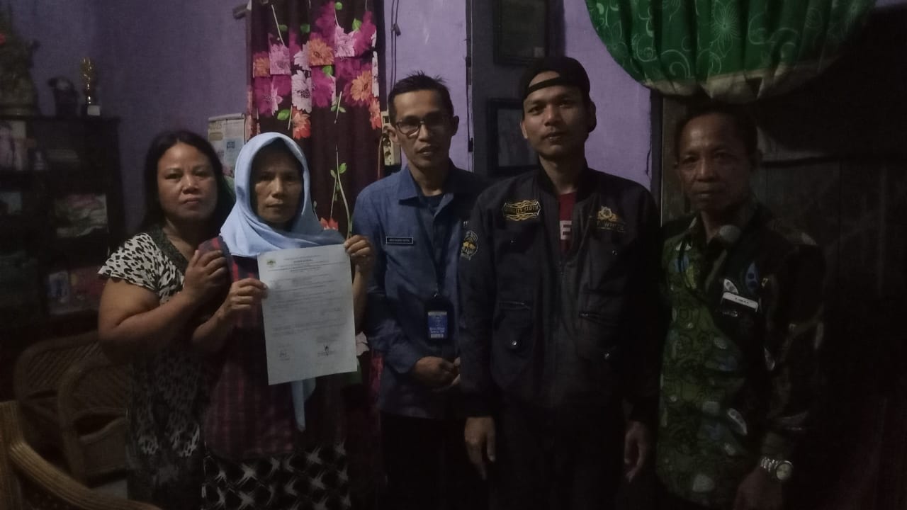 Dinsos Linggau Evakuasi Lansia Terlantar di Jalan Yos Sudarso